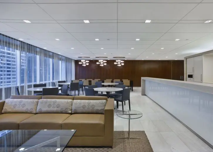 Freshfields Bruckhaus Deringer law firm 3 World Trade Center collaborative lounge amenity space built by JT Magen